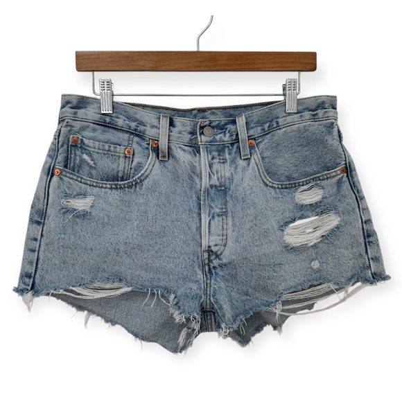 Levi’s Premium Denim 501 Cut Off Jean Shorts Button Fly Size 30 - Picture 1 of 11